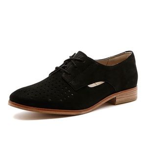 Clarks Narrative Hotel Molly Leather Loafers